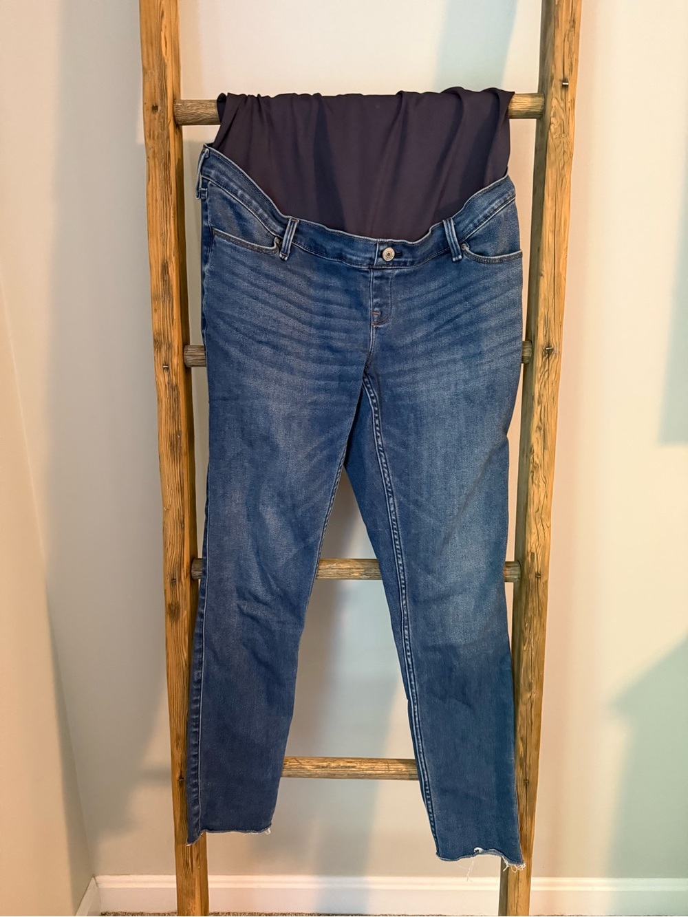 Abercrombie & Fitch Navy-Blue Maternity Jeggings